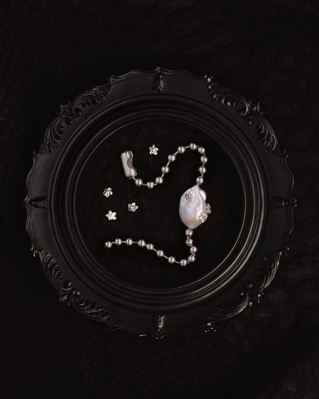 Large Flower-Studded Baroque Pearl Bracelet